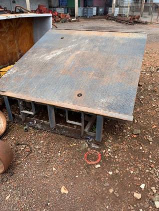 MESA ELEVATORIA PARA DOCA 